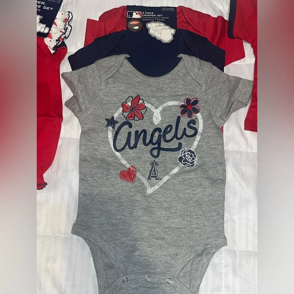 Infant Girls MLB Los Angeles Angels Bundle Bodysuit Sets Size 3/6 6/9 NEW - Picture 3 of 7